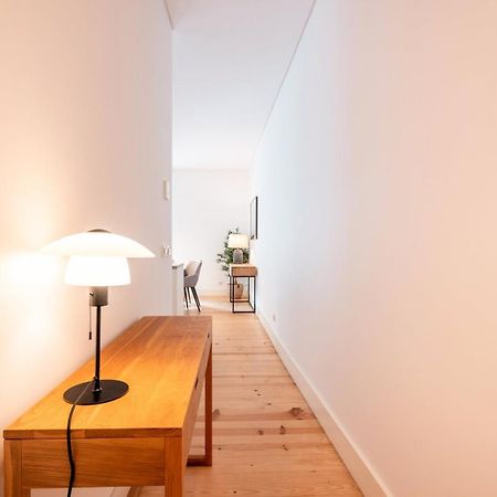 Guestready - Spacious 2 Bedroom Apt Near The River Лиссабон Экстерьер фото
